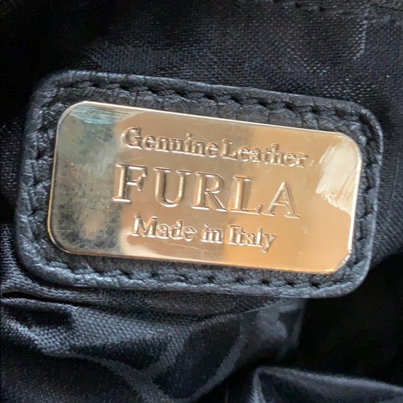 Furla gray bag with black accent / gold fixtures - Picture 4 of 6